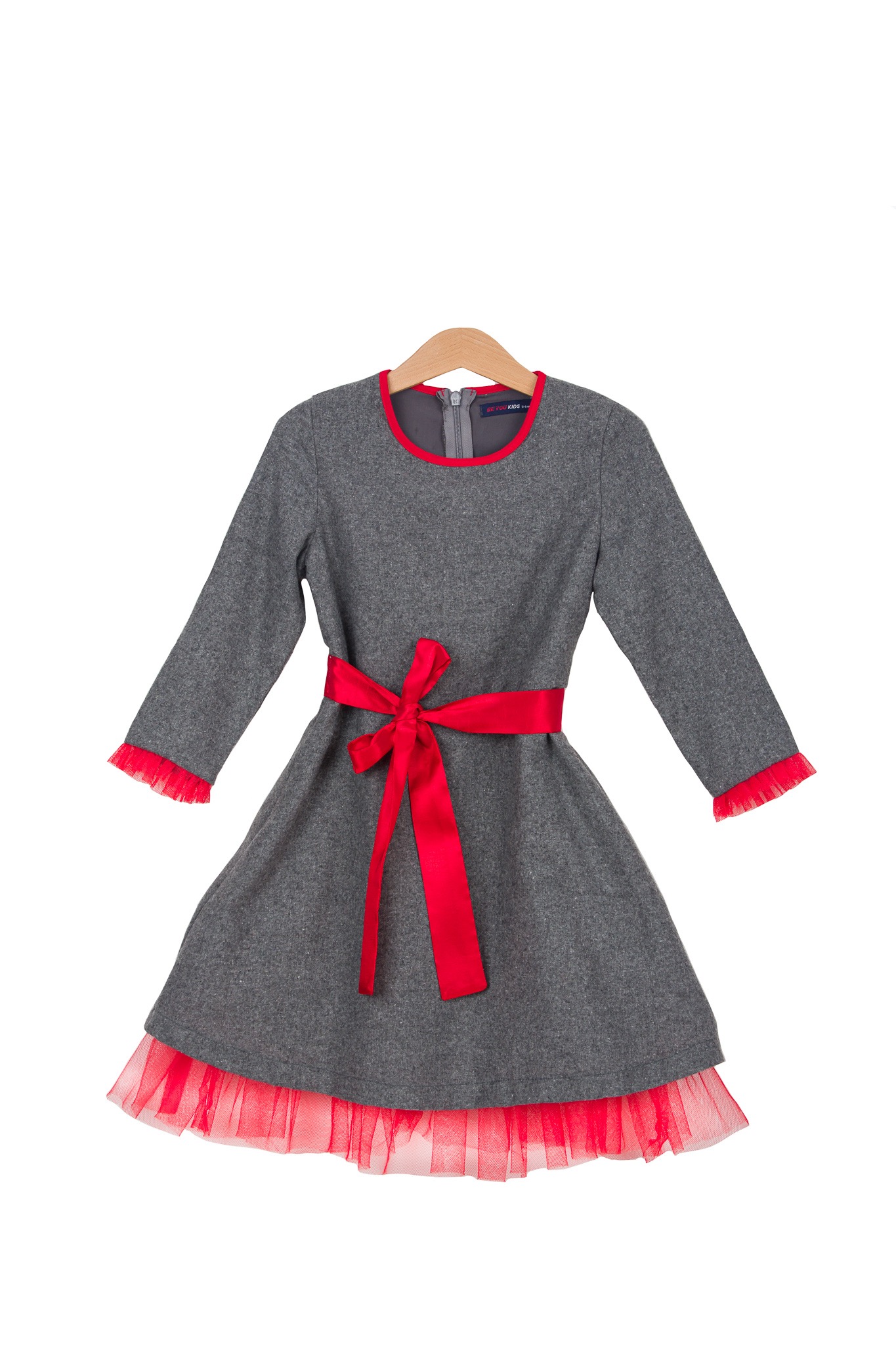 Rochie stofă toamnă/iarnă cu tul roșu la mâneci și