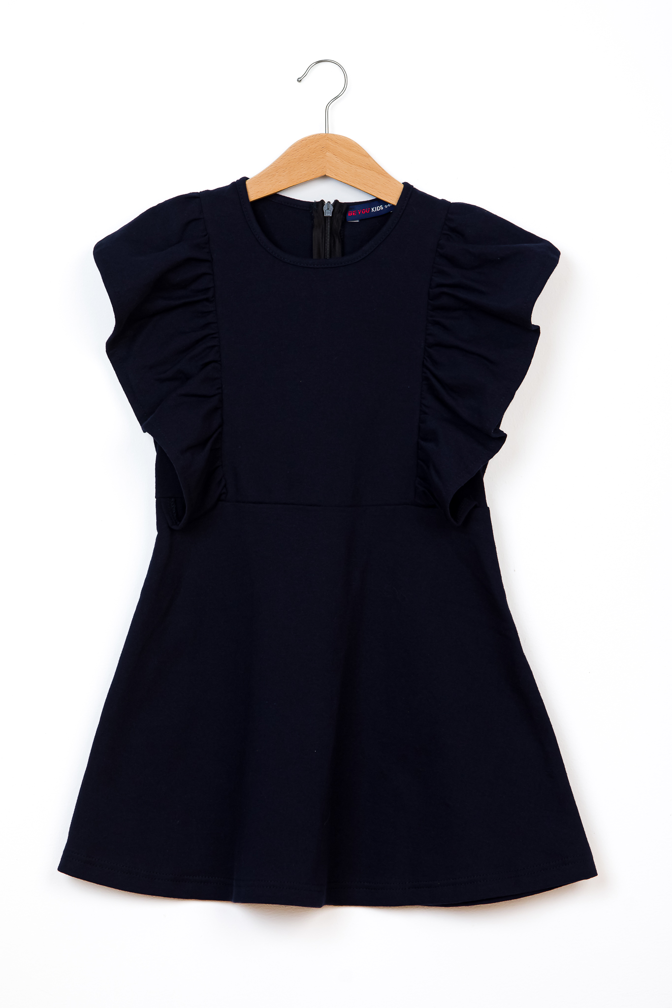 Sarafan fete BeYou din tricot bumbac – detaliu material Detaliu sarafan fete BeYou din tricot 100% bumbac bleumarin, structură material și finisaje