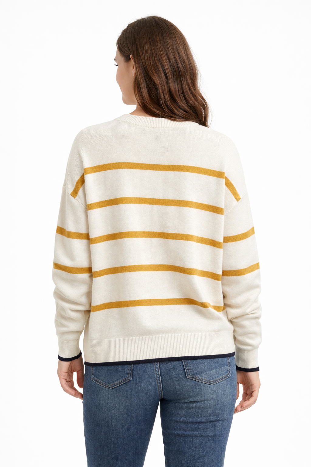 Pulover damă din lână alb natur cu dungi muștar, croi lejer, vedere din spate